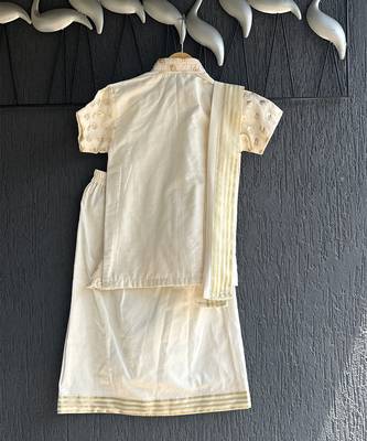 Off white cotton silk mundu shirt set 5