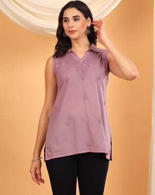 Women mauve floral motifs embroidered chikankari sleeveless pure cotton short kurtis 1