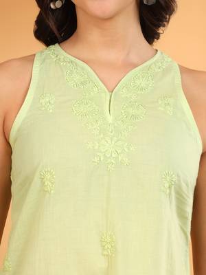 Women lime green floral butis embroidered chikankari sleeveless pure cotton short kurtis 4