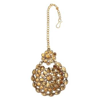 Golden round motif stone studded earrings with maang tikka set for women 3