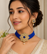 Blue kundan choker necklace set with earrings, gold-toned