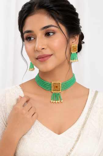 Green beaded choker necklace and earrings jewellery set