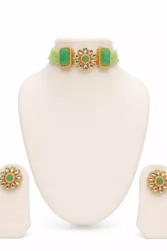 Green beaded kundan choker necklace set with stud earrings