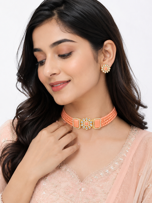 Peach beaded kundan choker necklace set with stud earrings 2