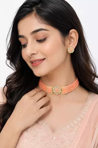 Peach beaded kundan choker necklace set with stud earrings