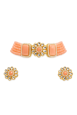Peach beaded kundan choker necklace set with stud earrings 3