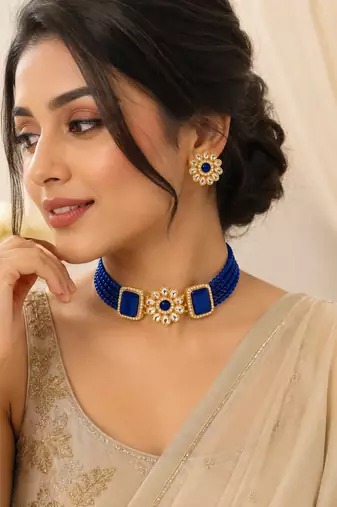 Blue beaded kundan choker necklace set with stud earrings