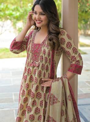 Cotton cambric printed anarkali kurti-pant-dupatta set 2