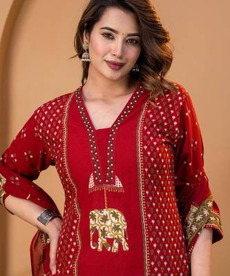 Cotton cambric printed straight kurti-pant-dupatta set 4