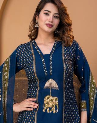 Cotton cambric printed straight kurti-pant-dupatta set 3