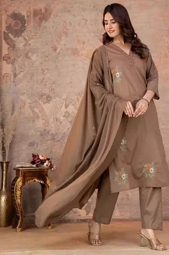 Cotton cambric straight kurti-pant-dupatta set