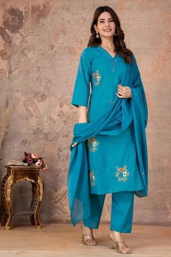Cotton cambric straight kurti-pant-dupatta set