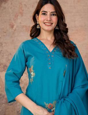 Cotton cambric straight kurti-pant-dupatta set 4