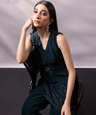 Emerald green embroidered art silk co ord set 3