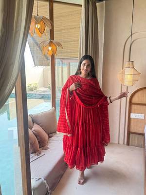 Red brocade silk blend  party wear embroidery sharara suit set 3