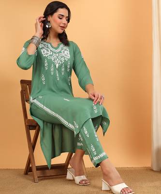 Women green ethnic motifs embroidered lucknowi chikankari rayon kurti & palazzo set 5
