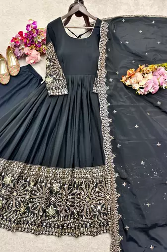 Black silk blend embroidered flared gown set