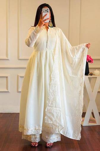 White silk blend embroidered flared gown set