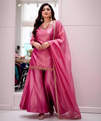 Pink silk blend embroidered palazzo set 2