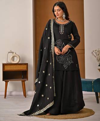 Black silk blend embroidered palazzo set 3