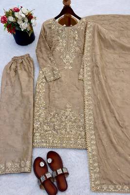 Beige silk blend embroidered palazzo set 4