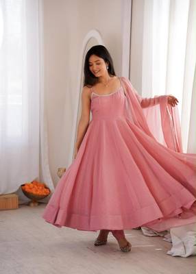 Pink silk blend plain anarkali set 3