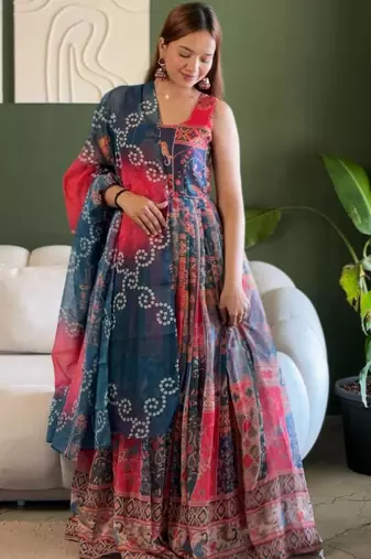 Multicolor organza printed flared gown set