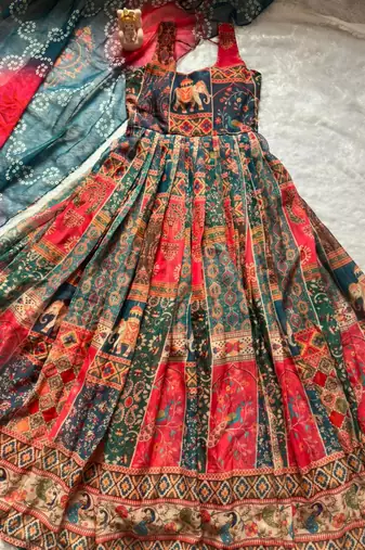 Multicolor organza printed flared gown set