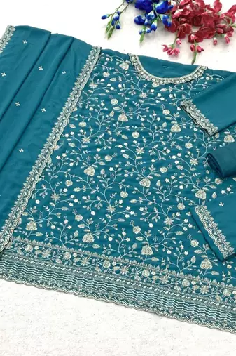 Green silk blend embroidered palazzo set