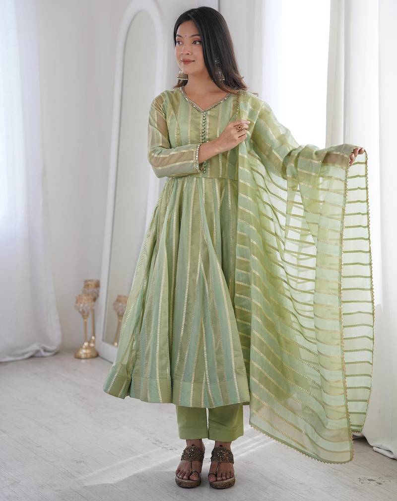 Green viscose weaved flared gown set