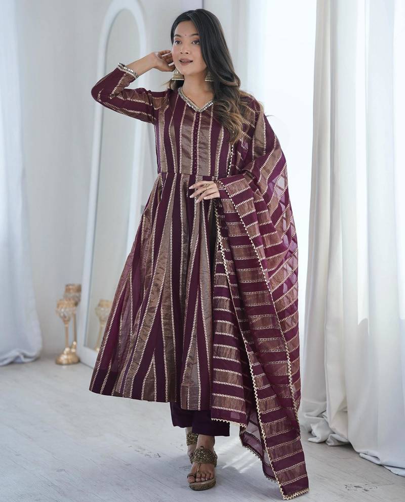 Plum viscose weaved flared gown set