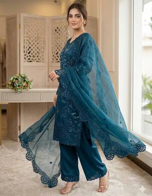 Teal-blue silk blend embroidered palazzo set 3