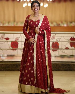 Red georgette embroidered flared gown set 3