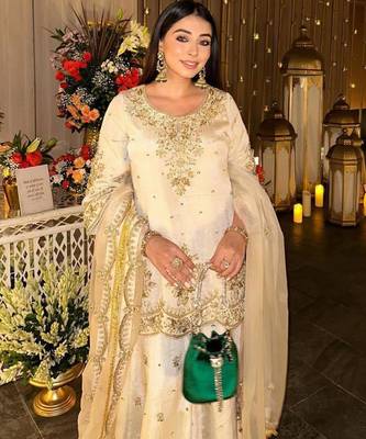 White silk blend embroidered palazzo set 2