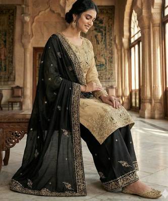 Beige silk blend embroidered palazzo set 3