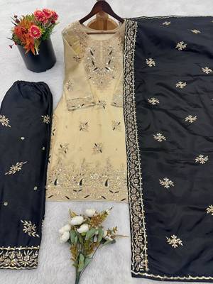 Beige silk blend embroidered palazzo set 4