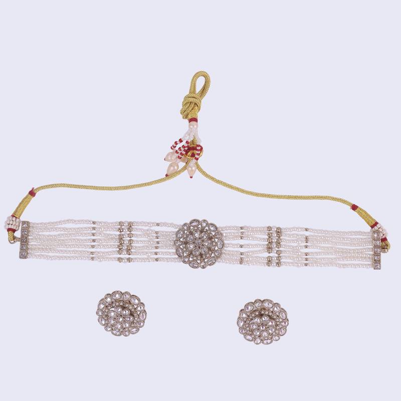 dazzling pearl round and flower shape silver plated collar necklace set for women