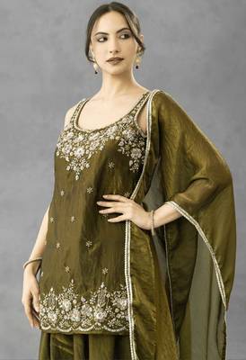 Green designer chartin embroidered salwar suit with dupatta 2