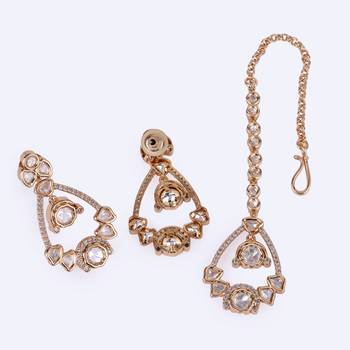 contemporary round shape uncut kundan stone 18 kt gold plated brass choker jewellery set for women 4