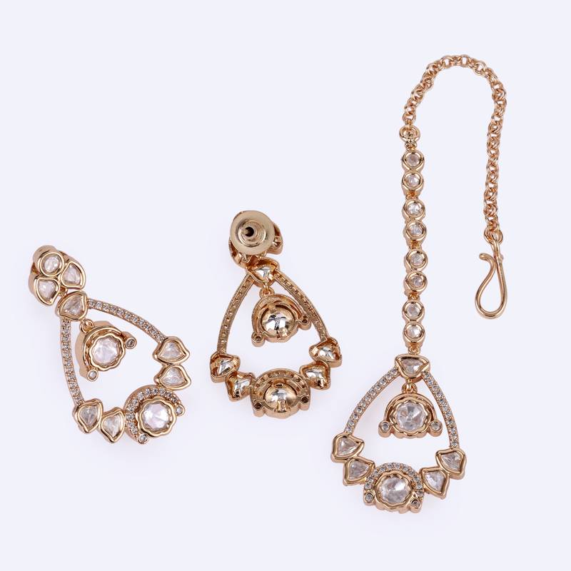 contemporary round shape uncut kundan stone 18 kt gold plated brass choker jewellery set for women