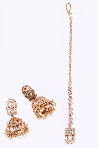 oval and leaf design uncut kundan stone 18 kt gold plated brass choker jewellery set for women