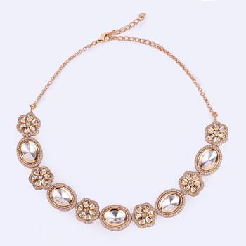 flower and circle shape uncut kundan stone 18 kt gold plated brass choker necklace set for women 2