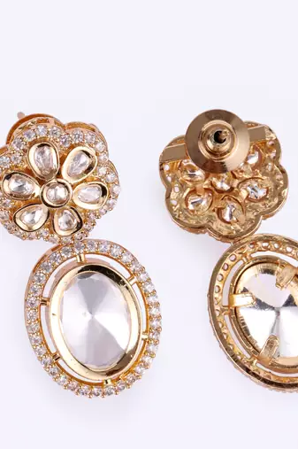 flower and circle shape uncut kundan stone 18 kt gold plated brass choker necklace set for women