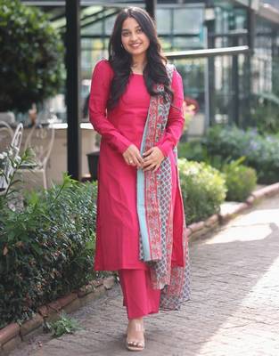 Rani pink cotton kurti pant set with printed chanderi silk dupatta 1