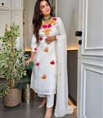 White roman chanderi embroidered kurti pant set with organza dupatta