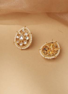 smooth oval and flower design pearl white kundan stone gold plated choker jewellery set for women 2