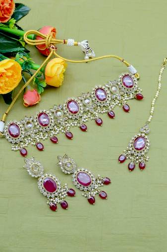 charming circle and leaf design red uncut kundan gold plated collar jewellery set for women