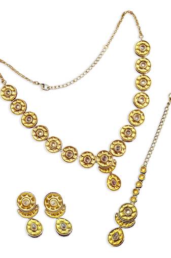 creative round and oval shape uncut kundan gold plated choker jewellery set for women