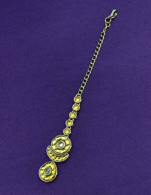 creative round and oval shape uncut kundan gold plated choker jewellery set for women 3