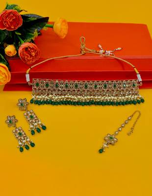 glamorous flower design green uncut kundan gold plated collar jewellery set for women 1